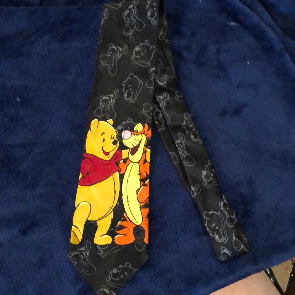Mans Disney Tie